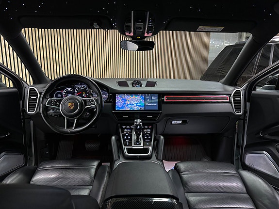 Porsche Cayenne Coupe 16 of 30