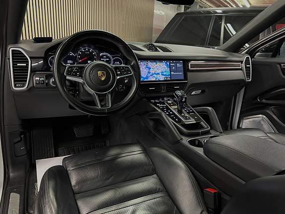 Porsche Cayenne Coupe 15 of 30