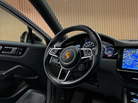Porsche Cayenne Coupe 17 of 30