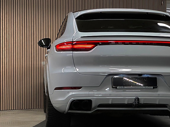 Porsche Cayenne Coupe 12 of 30