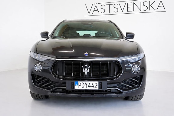 Maserati Levante 6 of 22