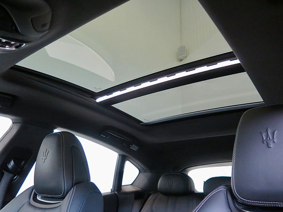 Maserati Levante 20 of 22