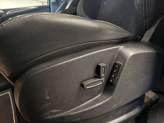 Ford S-MAX 17 of 18