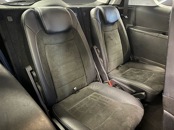 Ford S-MAX 11 of 18