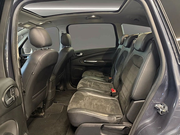 Ford S-MAX 10 of 18