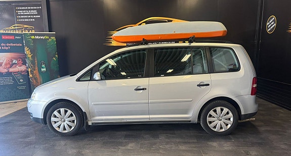 Volkswagen Touran 7 of 22