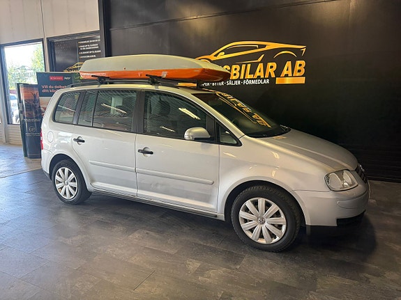 Volkswagen Touran 14 of 22