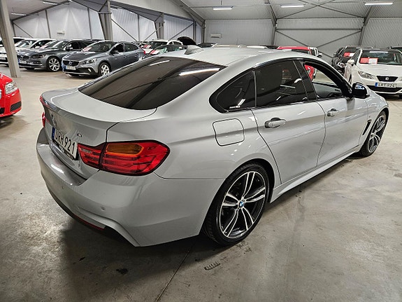BMW 428i 3 of 5