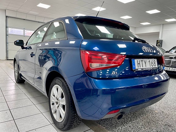 Audi A1 3 of 5