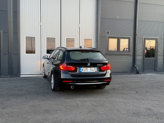 BMW 320 3 of 13
