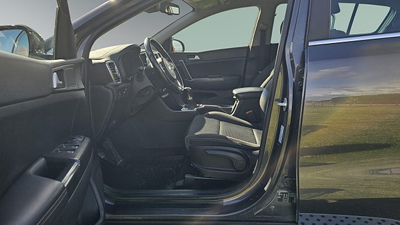 Kia Sportage 12 of 17