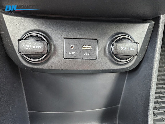 Hyundai IONIQ 24 of 27