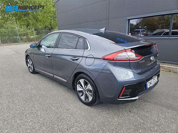 Hyundai IONIQ 3 of 27