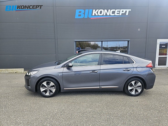 Hyundai IONIQ 2 of 27