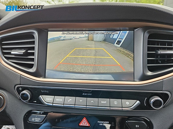 Hyundai IONIQ 23 of 27