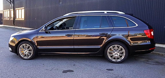 Skoda Superb 5 of 5