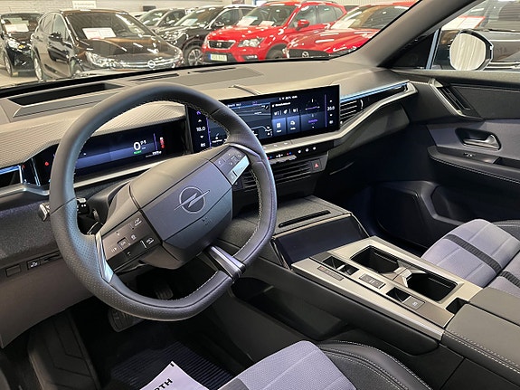 Opel Grandland 9 of 16