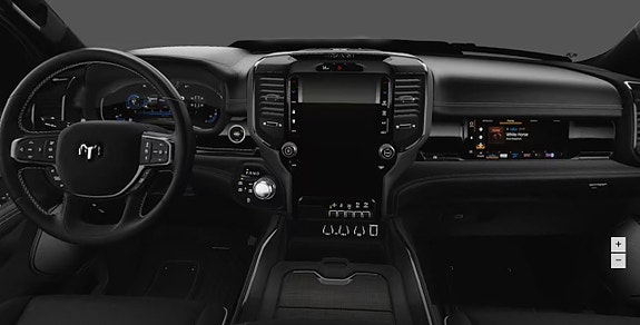 Dodge RAM 1500 2 of 4