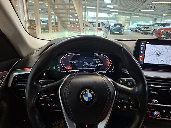 BMW 520 18 of 24