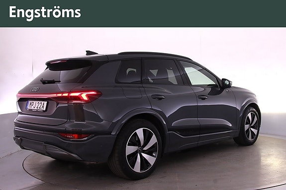 Audi Q6 e-tron 4 of 21