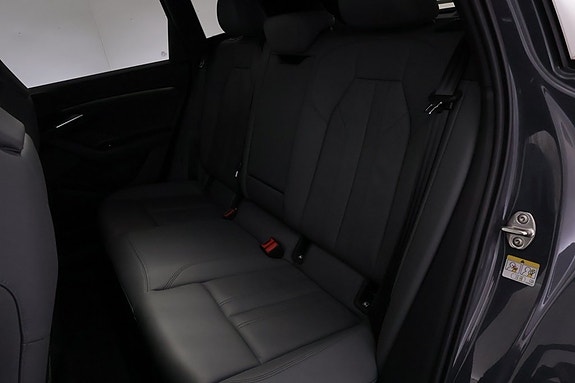 Audi Q6 e-tron 16 of 21