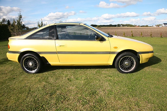 Nissan 100 NX 5 of 5