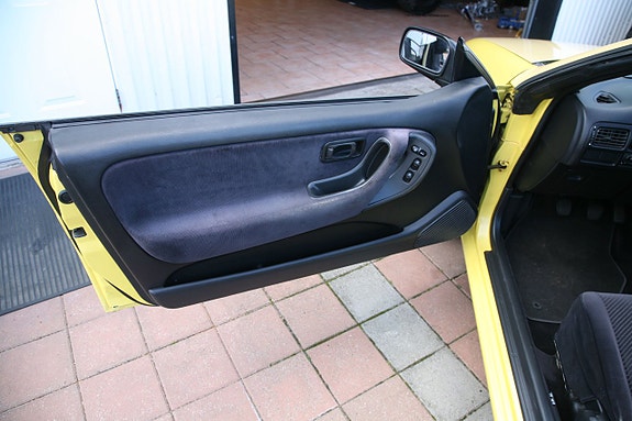 Nissan 100 NX 21 of 26