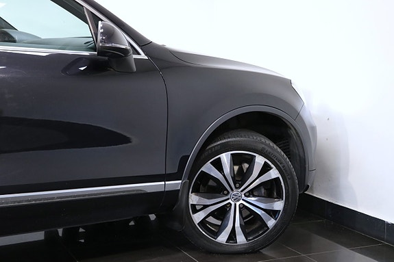 Volkswagen Touareg 26 of 27
