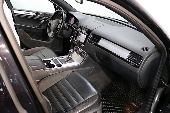 Volkswagen Touareg 15 of 27