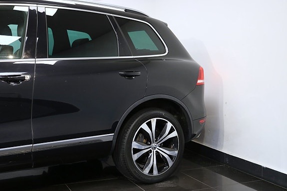 Volkswagen Touareg 27 of 27