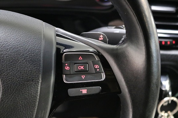 Volkswagen Touareg 11 of 27
