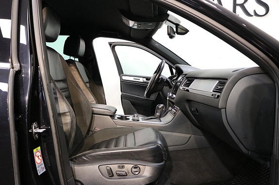 Volkswagen Touareg 14 of 27