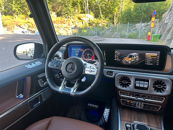 Mercedes-Benz G63 13 of 27
