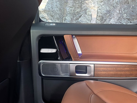 Mercedes-Benz G63 18 of 27
