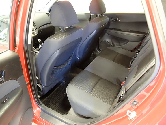 Hyundai i30 5 of 9