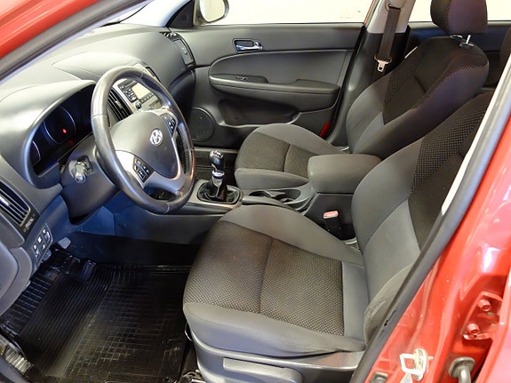 Hyundai i30 3 of 9