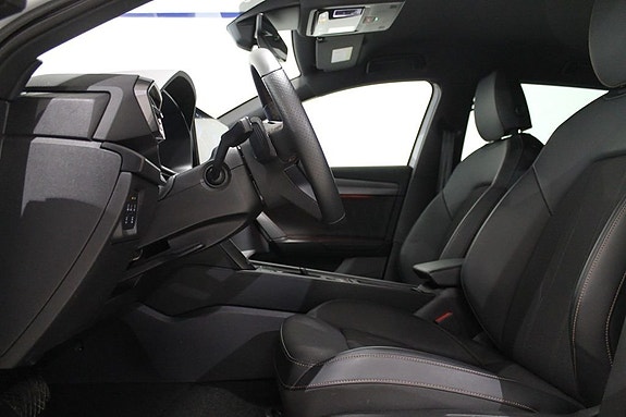 Cupra Leon 6 of 9