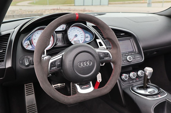 Audi R8 11 of 16