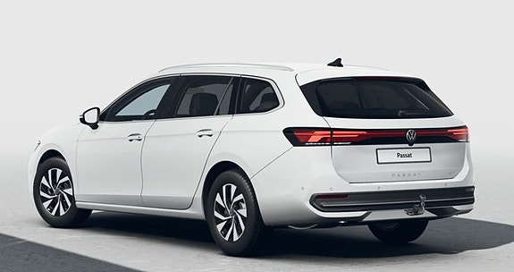 Volkswagen Passat 8 of 12