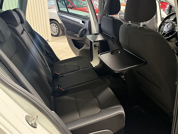 Volkswagen Golf Sportsvan 7 of 10