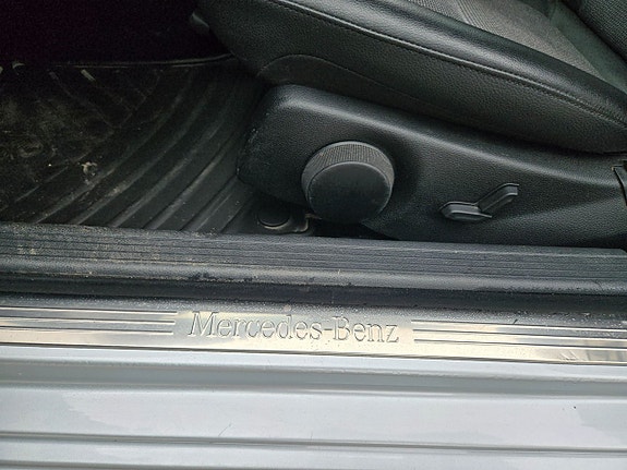 Mercedes-Benz C180 9 of 24
