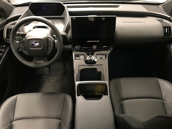 Subaru Solterra 5 of 8