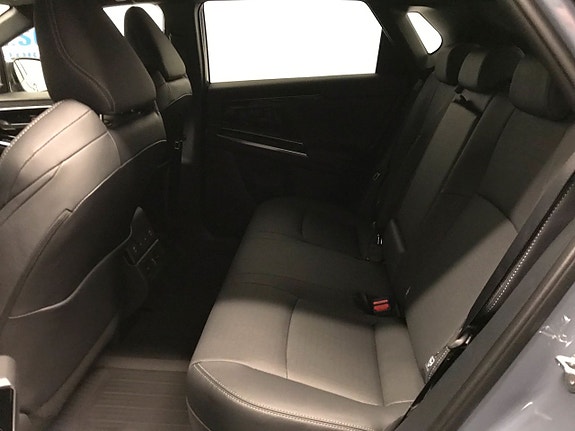 Subaru Solterra 6 of 8