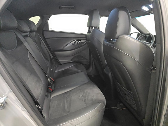 Hyundai i30 8 of 14