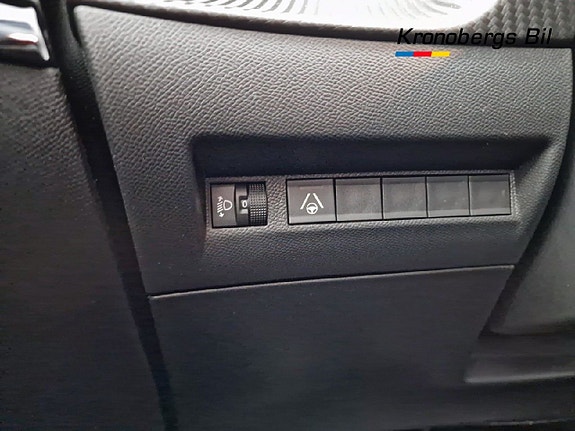 Peugeot 208 18 of 20