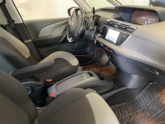 Citroen Grand C4 Picasso 5 of 5