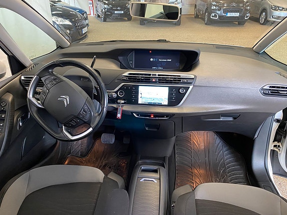 Citroen Grand C4 Picasso 7 of 12
