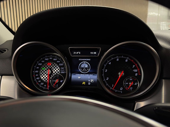 Mercedes-Benz GLE43 24 of 28
