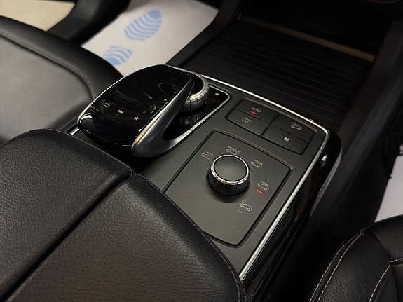 Mercedes-Benz GLE43 21 of 28