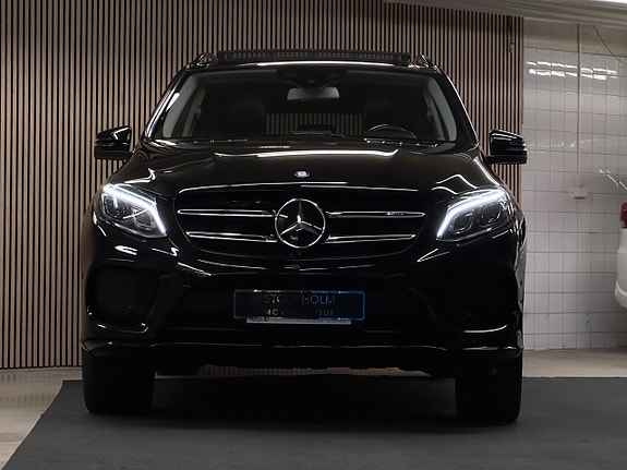 Mercedes-Benz GLE43 2 of 5